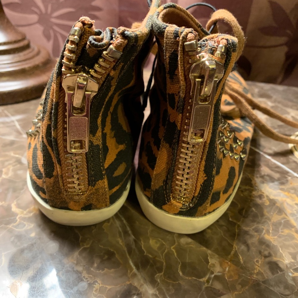 Leopard Shoes - Picture 3 of 6